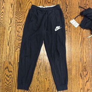 Nike Joggers